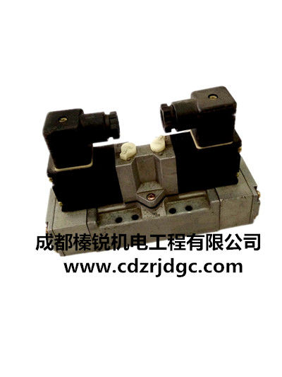 CKD先導式電磁閥,五通單體閥,CKD電磁閥,4F519-00-AC220V、4F539